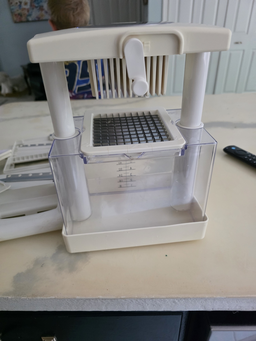 White Manual Vegetable Dicer with Clear Collection Container